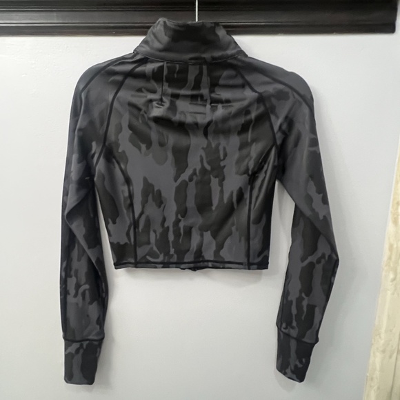 MONO B CROPPED ZIP-UP ATHLETIC JACKET, SIZE SMALL, BLACK/GREY - Picture 5 of 8